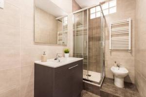 Zdjęcie z galerii obiektu Apartamento La Latina II w Madrycie