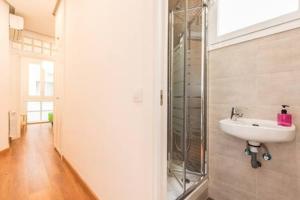 Zdjęcie z galerii obiektu Apartamento La Latina II w Madrycie