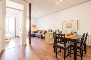 Zdjęcie z galerii obiektu Apartamento La Latina II w Madrycie