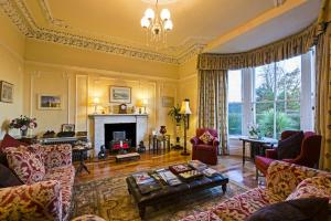 Gallery image of Garvally House Guest House in Alloa