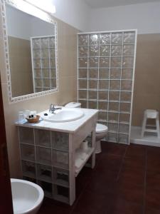 Um banheiro em Casa de Campo Quinta São Jorge