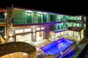 Bazen v nastanitvi oz. blizu nastanitve Core Hotel