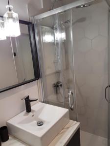 Kúpeľňa v ubytovaní Apartament Piwna 16 Gdańsk