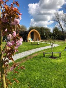 Jardí fora de Clonakilty Accommodation An Úllórd Getways