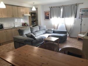 Kuchyňa alebo kuchynka v ubytovaní Arinaga Beach Apartment