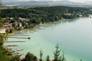 Skats uz naktsmītni Hotel Turnersee no putna lidojuma