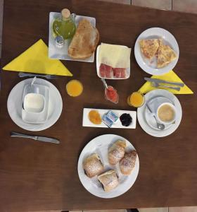 Opciones de desayuno disponibles en Hotel Rural Xerete