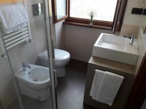 حمام في Albergo Diffuso Belvedere
