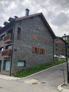 Budova, v ktorej sa apartmán nachádza