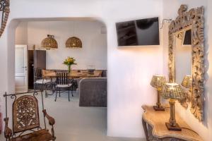 Зона вітальні в ROCK VILLAS COMPLEX - Private Luxe Top Retreat - Castle and Sea View