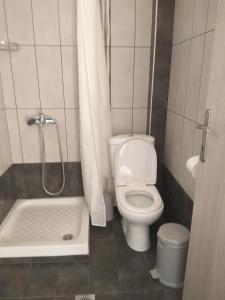 Kúpeľňa v ubytovaní Karantola Studios Kallirachi