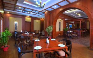 Restaurace v ubytování Chanakya Bnr Hotel