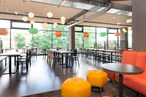 A＆O布拉格瑞亚酒店餐厅或其他用餐的地方