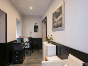 A seating area at DK Suites