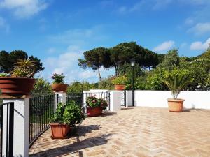 Vonkajšia záhrada v ubytovaní Villa del Sogno