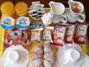 Opsi sarapan yang tersedia untuk tamu di Venice Airport Room