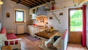 Köök või kööginurk majutusasutuses Agriturismo Bagnolo
