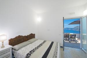 Posteľ alebo postele v izbe v ubytovaní My Shazzy with amazing Sea View terrace