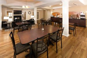 Imagen de la galería de Country Inn & Suites by Radisson, Elizabethtown, KY, en Elizabethtown