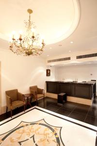 Posezení v ubytování Hotel Sunroute Stellar Ueno
