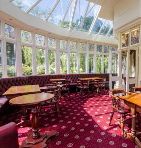 Gallery image of NormanHurst Hotel in Sale