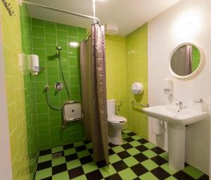 A bathroom at Safestay Bratislava Presidential Palace