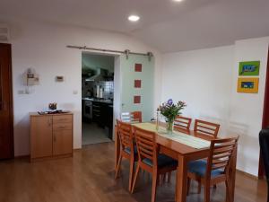Kuchyň nebo kuchyňský kout v ubytování Apartman Aleks