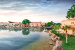 المناظر الطبيعية بالقرب من المنتجعات