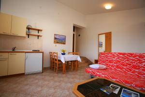 Kuchyňa alebo kuchynka v ubytovaní Apartments Villa Oliva