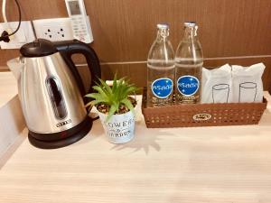 Kaffee-/Teezubehör in der Unterkunft Srivichai Hotel