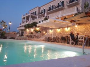 Bazén v ubytování Hotel Philip nebo v jeho okolí