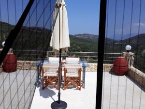 A general mountain view or a mountain view taken from the country house