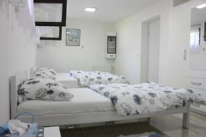 Posteľ alebo postele v izbe v ubytovaní Apartman Maksimir Relax Zagreb-75m2