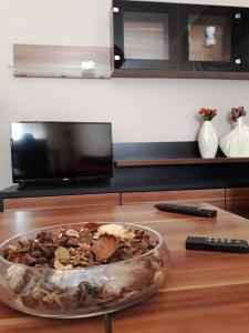 Telewizja i/lub zestaw kina domowego w obiekcie Apartament Kielce Lecha