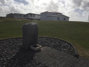 O edifício onde a casa de hóspedes está situado