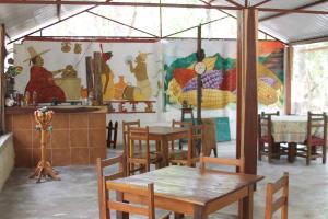 Campamento Yaax Che en Calakmul tesisinde bir restoran veya yemek mekanı