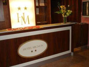 アラッシオにあるHotel Mignonのギャラリーの写真