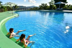 Poolen vid eller i närheten av Coco Garden Resort Okinawa