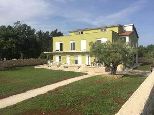 Vonkajšia záhrada v ubytovaní Apartments Nogic