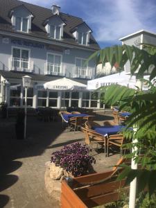 Gallery image of Hotel Normandie in Schildow