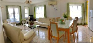 Posezení v ubytování Sunshine Villa Mauritius