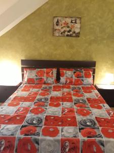 A bed or beds in a room at B&B Angels