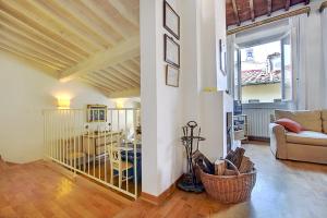 Posedenie v ubytovaní Rustici Apartment With Terrace