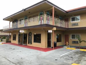 ロサンゼルスにあるLos Angeles Inn & Suites - LAXのギャラリーの写真 +36枚の写真