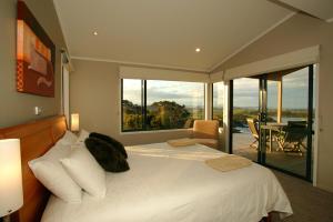 Gallery image of Cliff House in Whangarei Heads