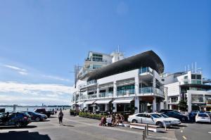 Foto dalla galleria di QV Private Airconditioned Waterfront Apartment - 423 ad Auckland