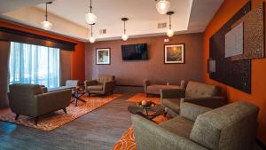Istumisnurk majutusasutuses Best Western Magnolia Inn and Suites