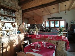 Restaurace v ubytování La Ferme Constantin