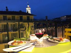 Gallery image of Chez Kari-top location in charming old town in Nice