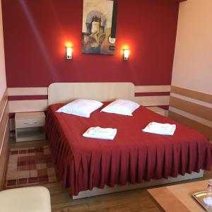 Postel nebo postele na pokoji v ubytování Motel Sora + 29 fotografií